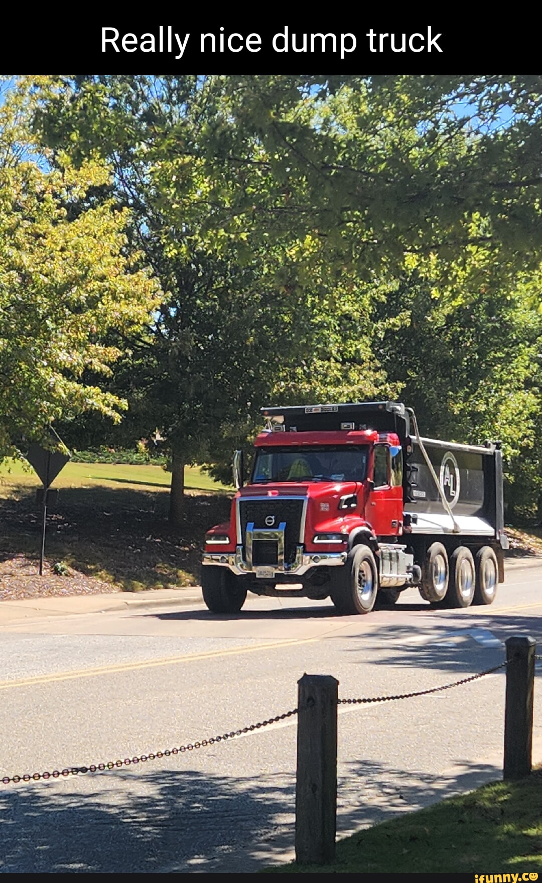 Really nice dump truck - iFunny Brazil