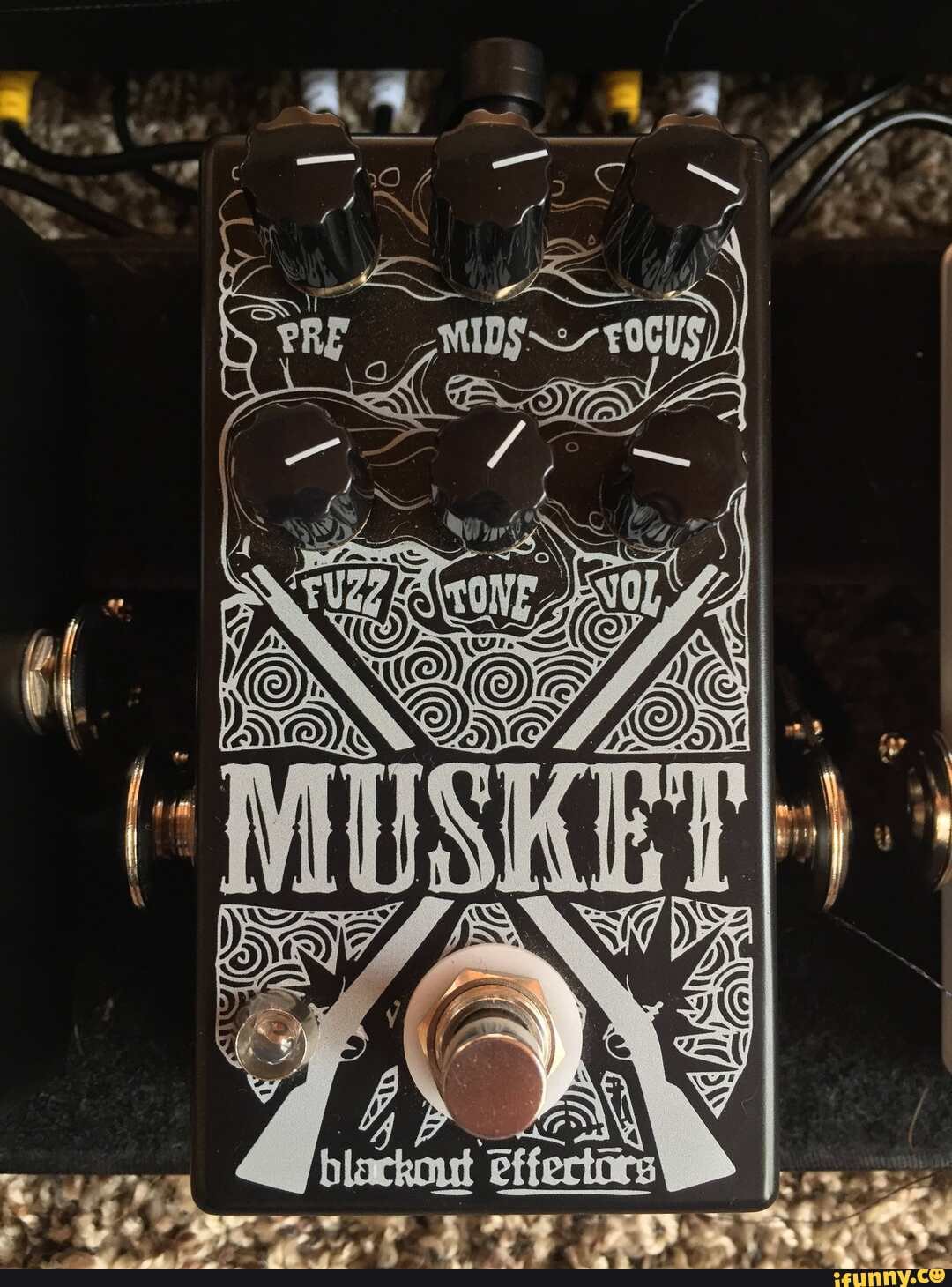 In order of acquisition, this is the Blackout Effectors Musket! I