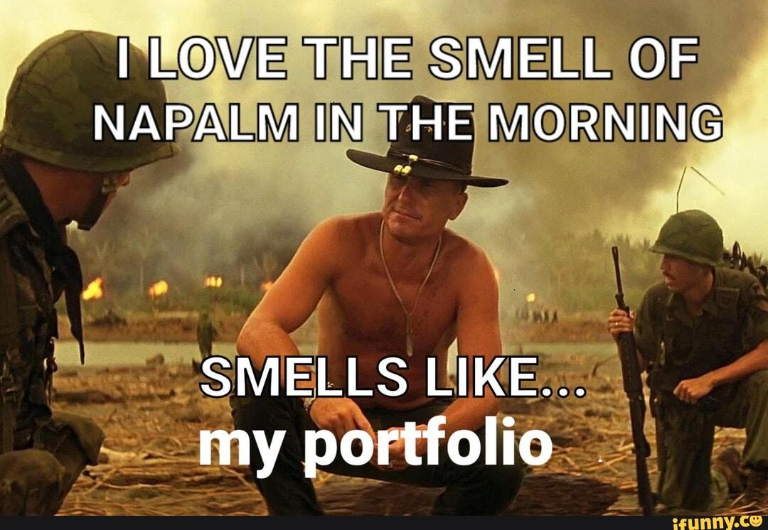 FOVE THE SMELL OF NAPALM IN THE MORNING SMELLS LIKE... my portfolio -  iFunny Brazil