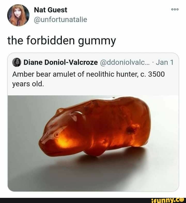 Guest Gummy Bear - Roblox