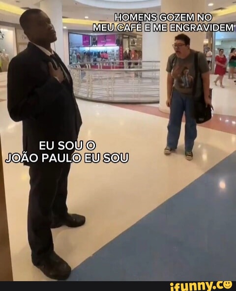 Animes4us animes dus Mãe: Acredita que tem gente que chora assistindo animes?  Eu: - iFunny Brazil