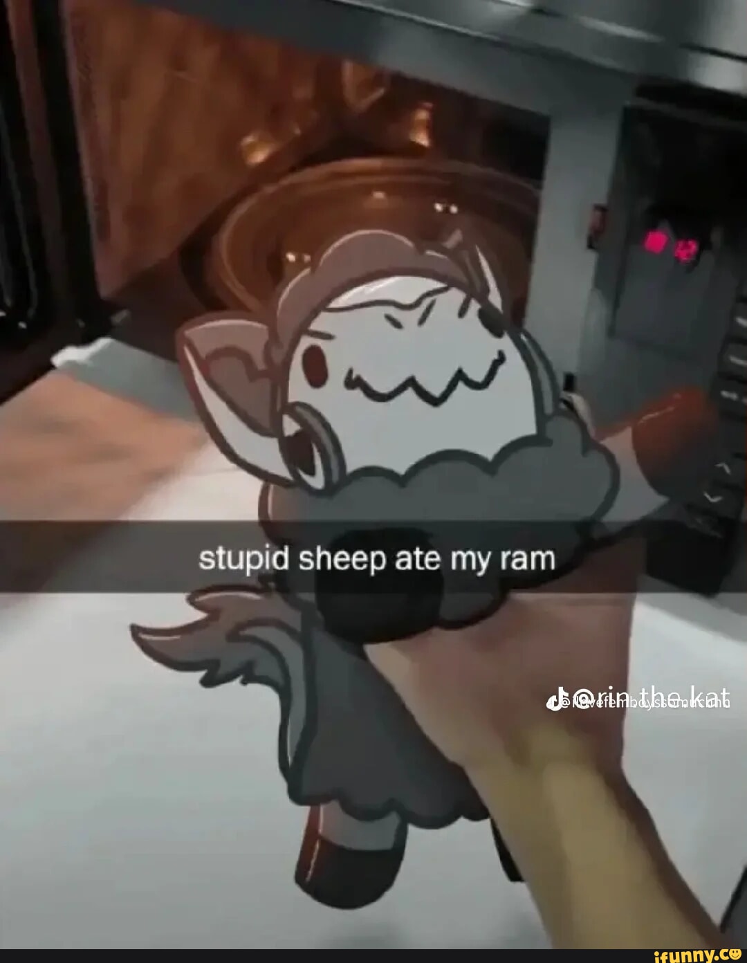 Choo choo charles apareceu em Garten of Banban kkk Sheep Sheep - iFunny  Brazil