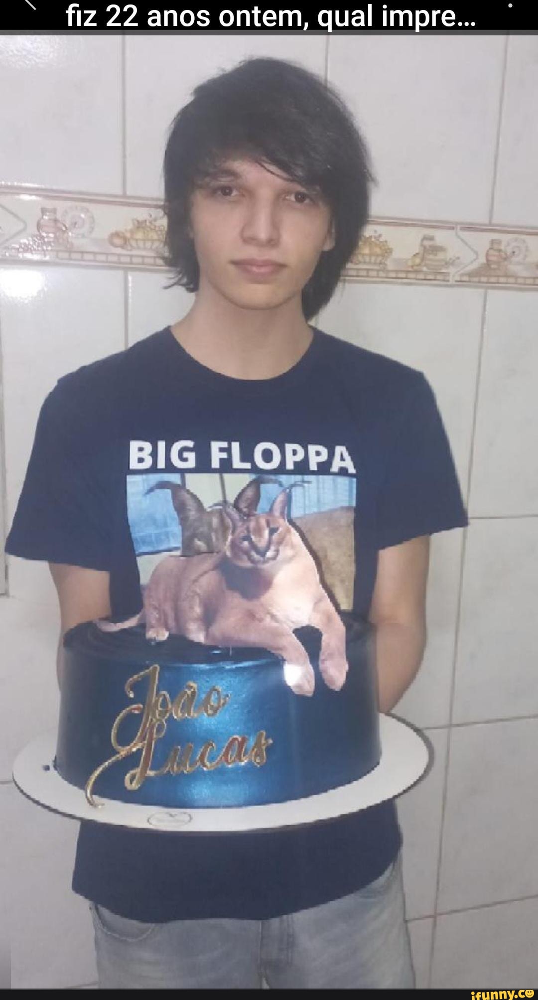 Big floppa - Bag t-shirt (roblox).