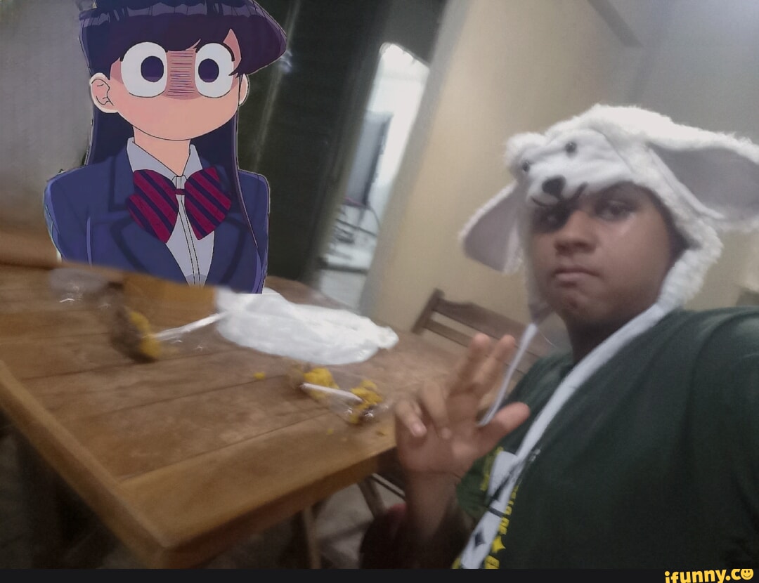 Nos animes online o anime da komi sam n está com pronome neutro É o  uniforme do nosso colégio. - iFunny Brazil