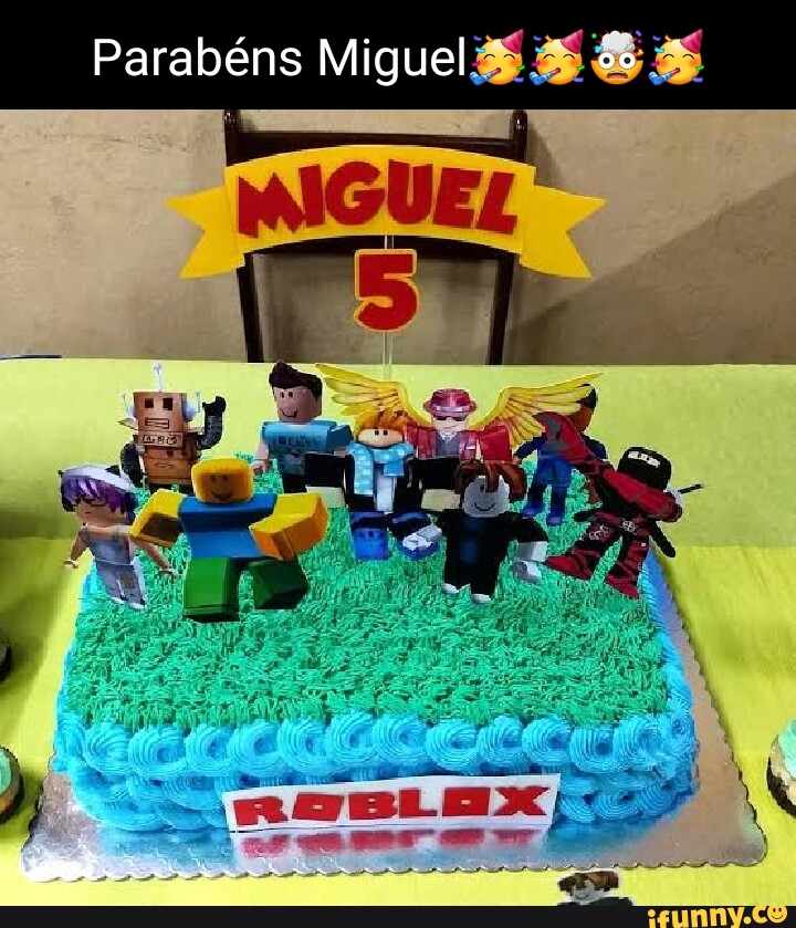 bolo do roblox de chantilly