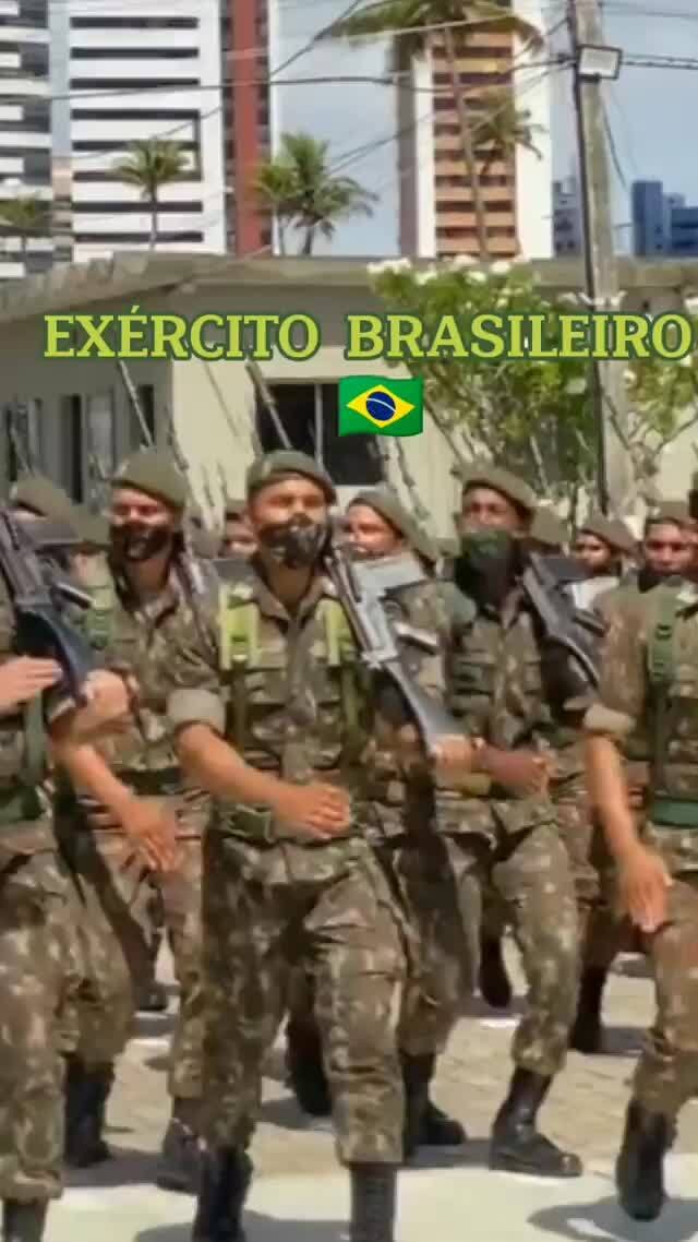 Have you see the herobrine roblox exercito brasileiro - iFunny Brazil