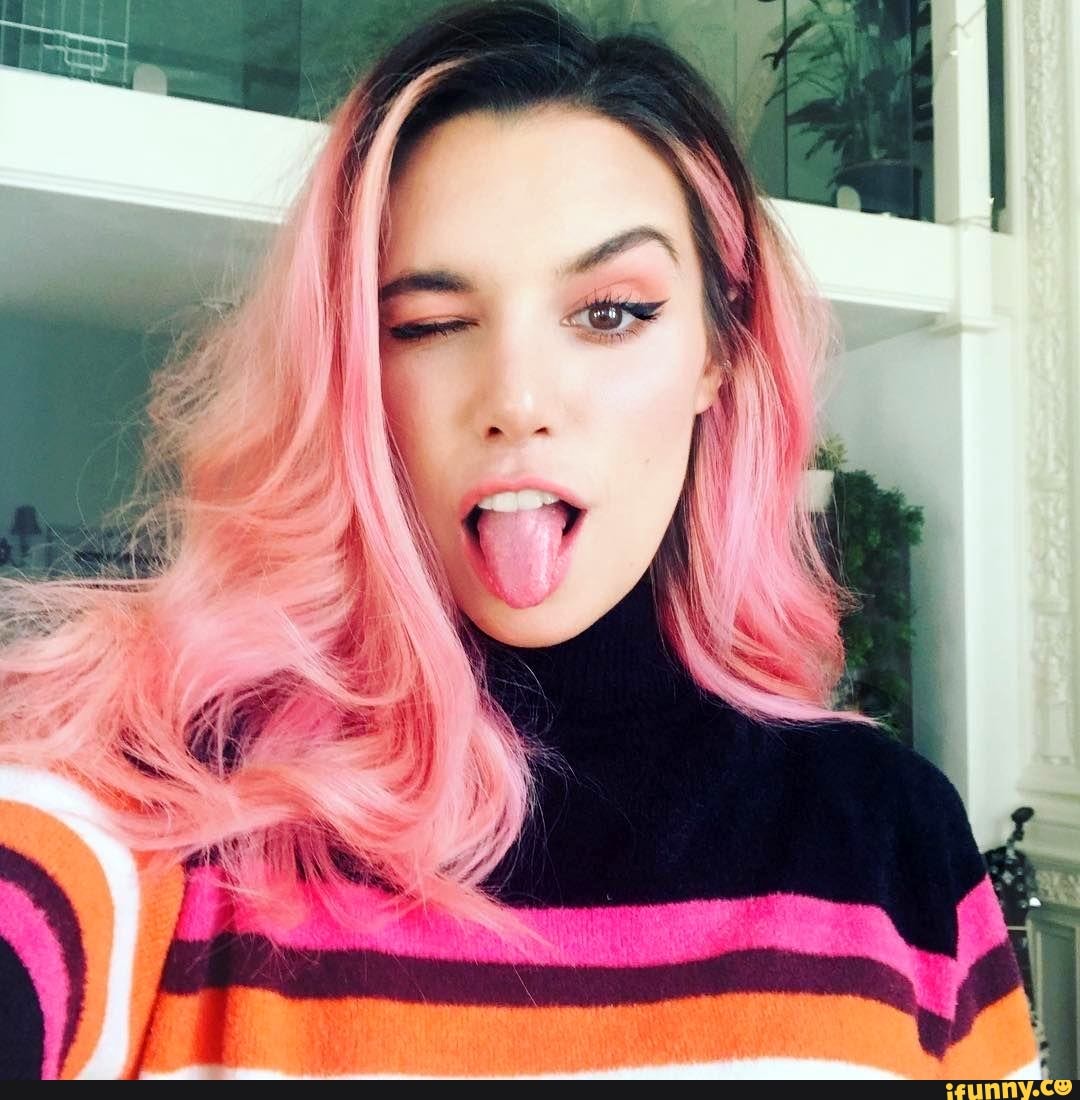 Marzia sexy