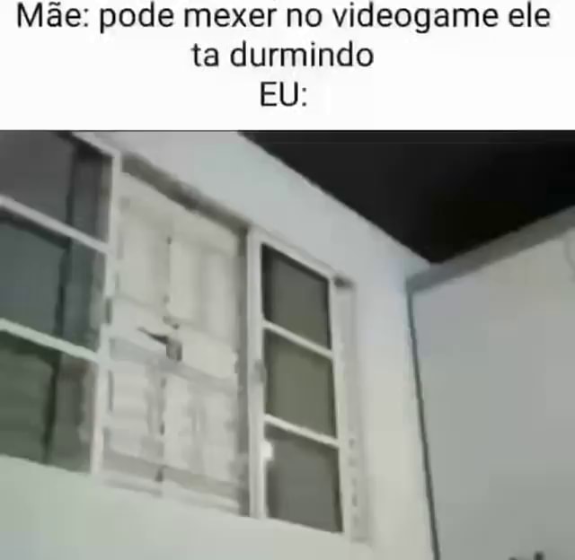 Esse jogos atuais não fazem o menor sentido . . . . . #meme #memesbrasil # memes #foryou #fyp #explorar #explore - comerciais de celulares antes: -  iFunny Brazil